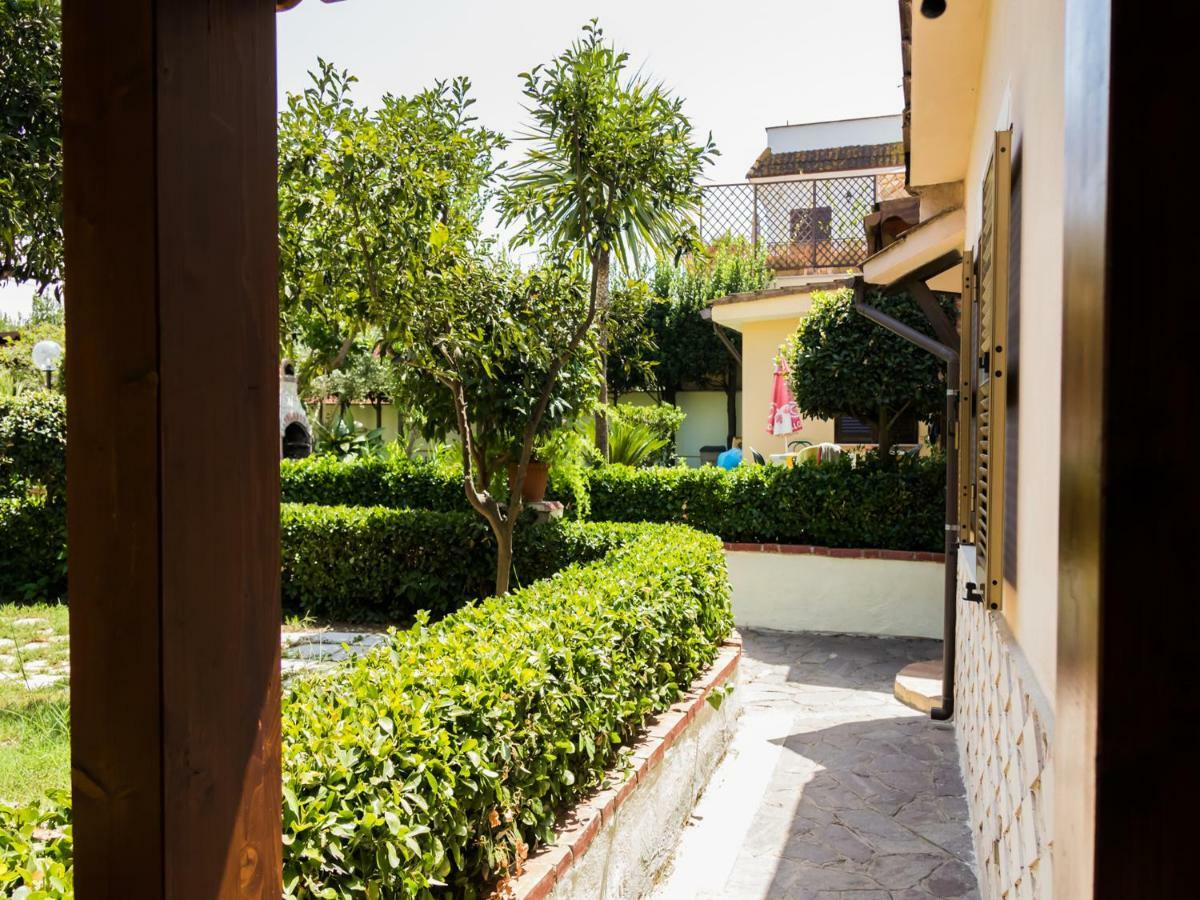A Casa Tua Ostia Antica Apartamento Exterior foto